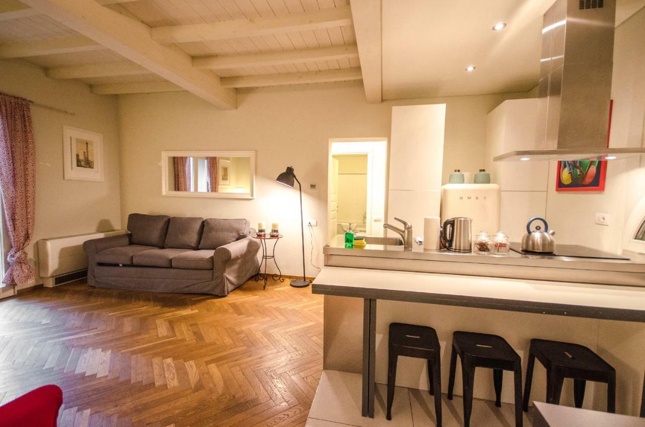 Azeglio Apartment, A Due Passi Da Piazza Maggiore Bologna Exterior photo